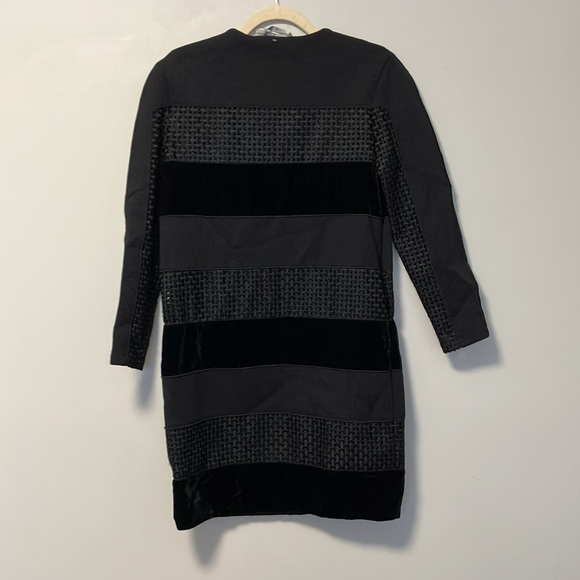 Sportmax Chic Black Textured Dress - Picture 6 of 7